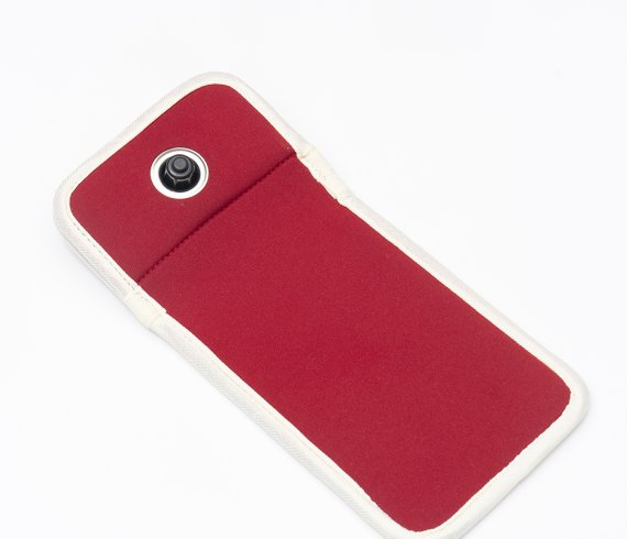 magnetic pouch in school